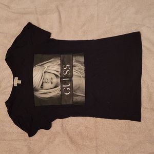 Guess Tshirt
